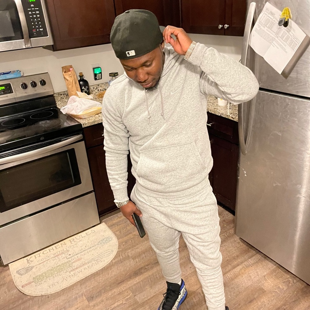 Meet your Posher, Khalil